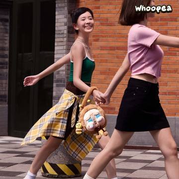 CRYBABY Crying Again Series-Big Head Bag (I'll Bring You a Flower)