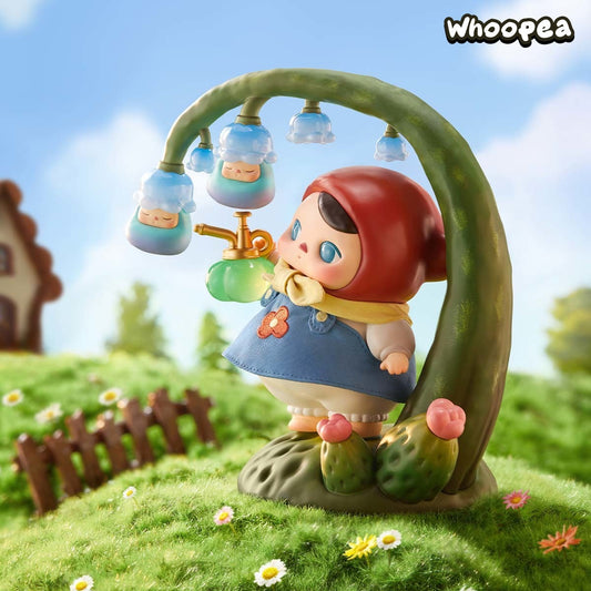 PUCKY Beanie Farmer Figurine