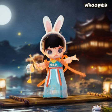 MOLLY Lantern Show Action Figure