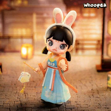 MOLLY Lantern Show Action Figure