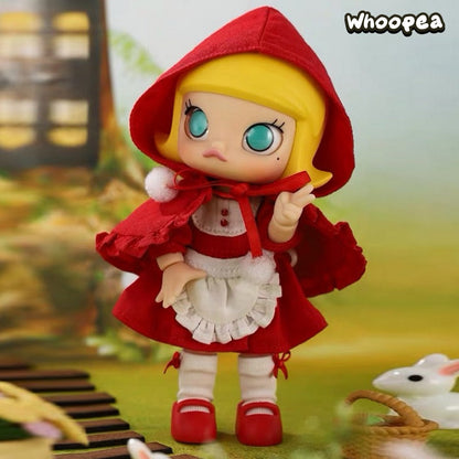 Molly Little Red Molly Action Figure