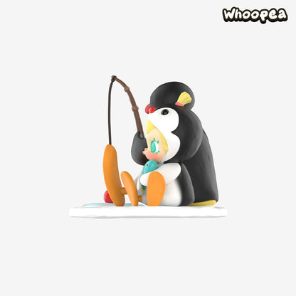 Baby Molly × PINGU Fishing Time Figure