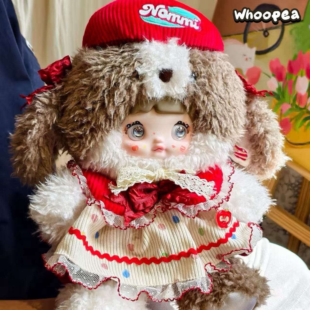 Nommi 400% Have a Bite of the Apple Series Plush, Exclusive Version