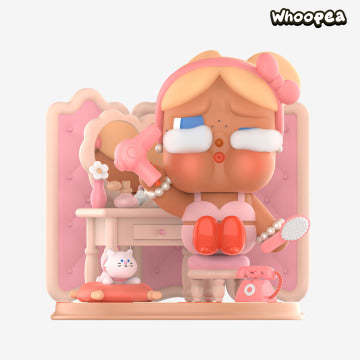 CRYBABY The Dressing Room Figurine