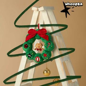 SKULLPANDA Tell Me What You Want Series Plush Wreath Pendant