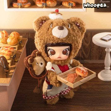 MOLLY Bear Bread 1/8 Action Figure