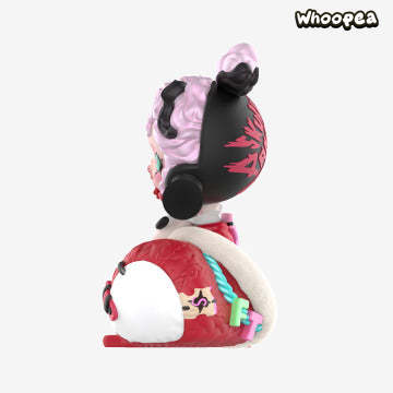 SKULLPANDA The Stocking Surprise Figure